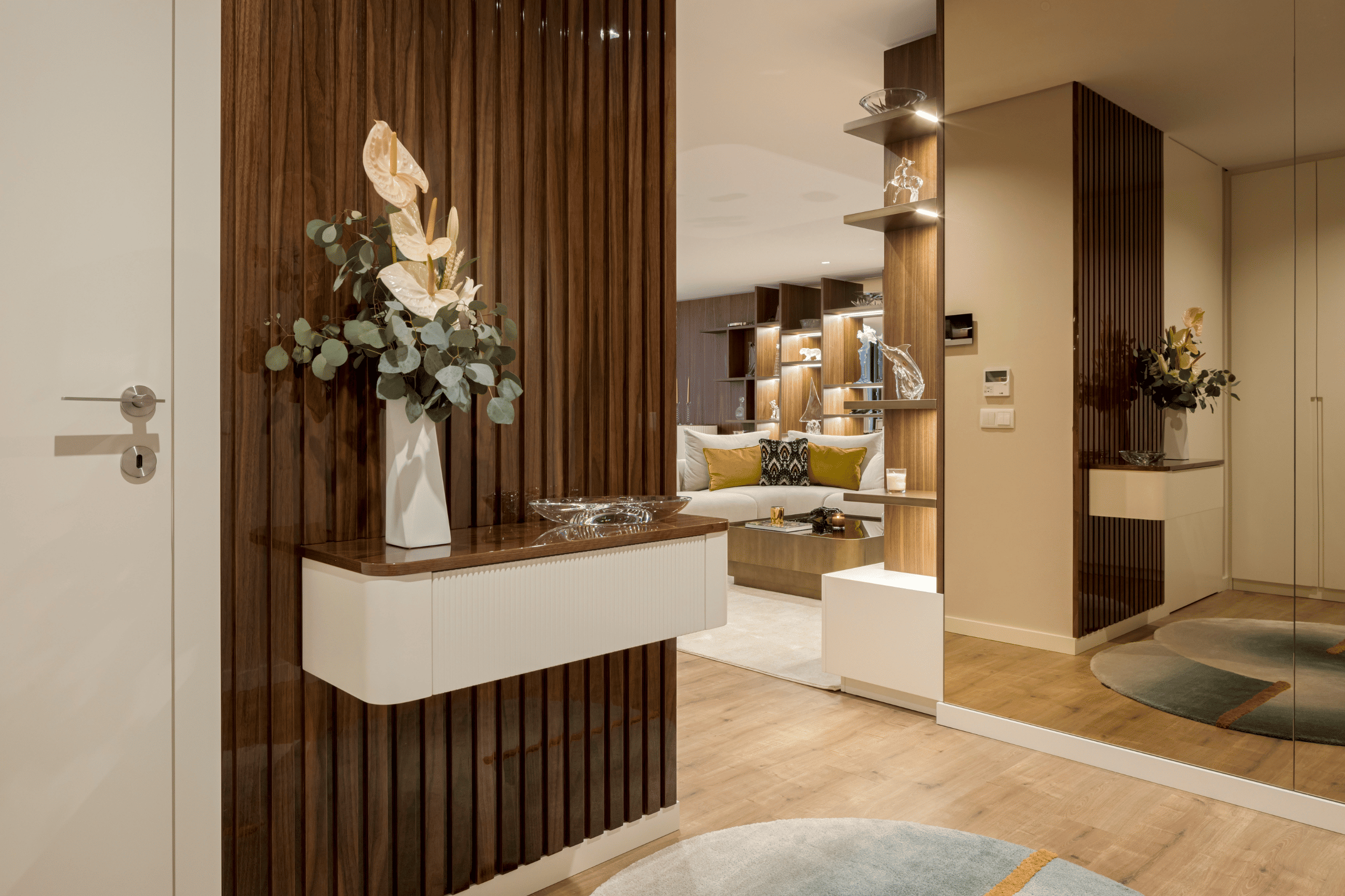 Consolas Leves | A Escolha Ideal na Decoração para Corredores Estreitos